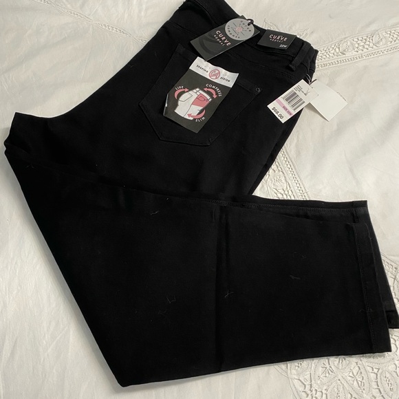 Plus size Curve Appeal Black Skinny Jeans - Picture 2 of 6